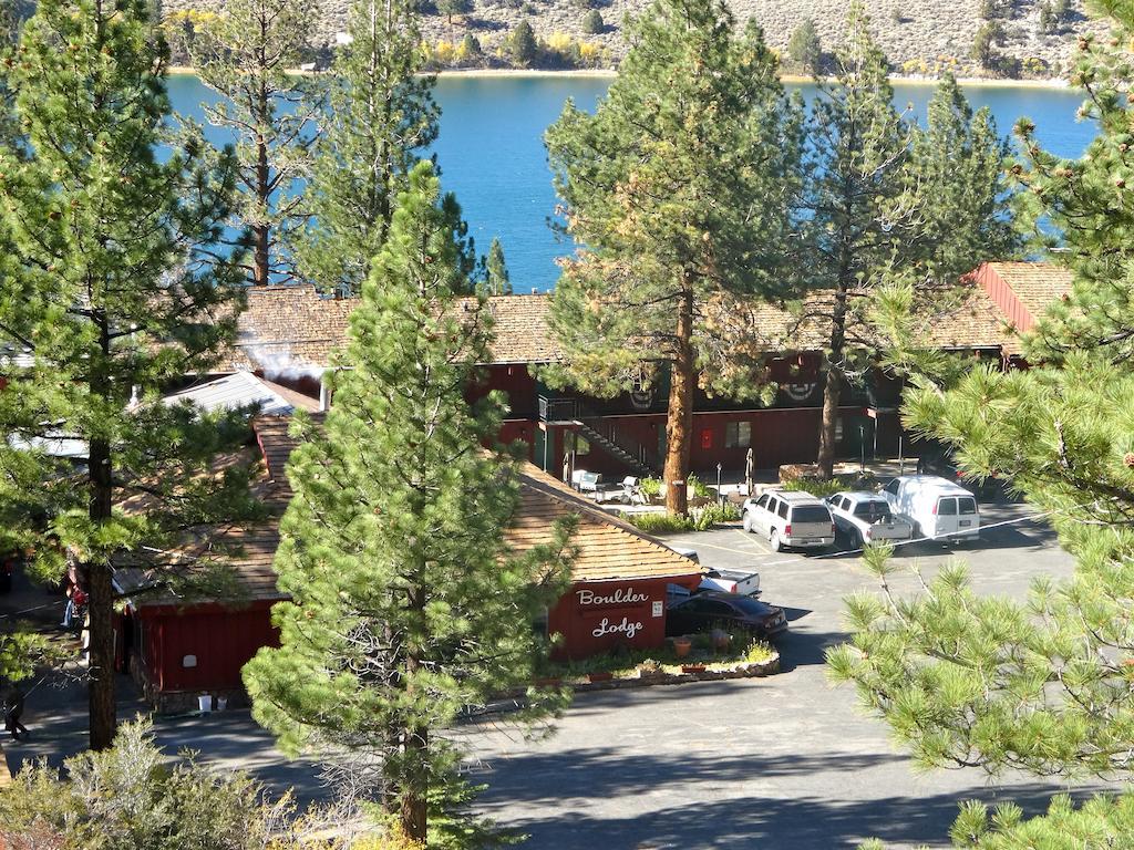 Boulder Lodge ジューンレイク エクステリア 写真