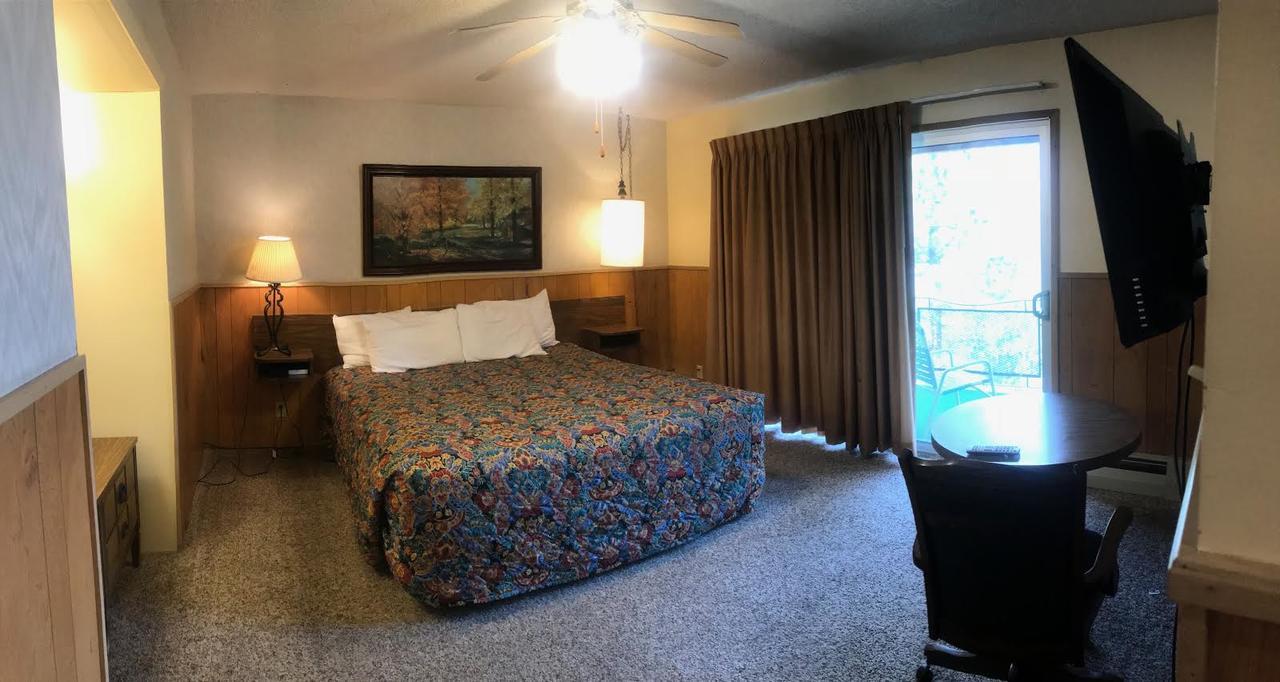 Boulder Lodge ジューンレイク エクステリア 写真